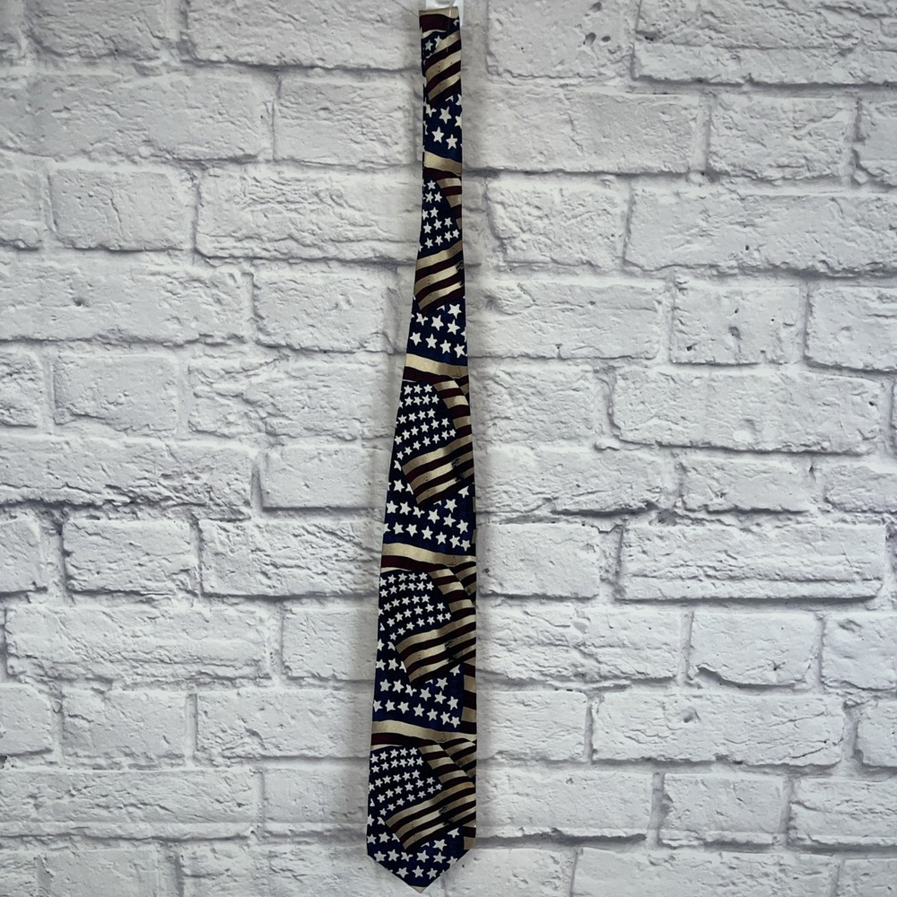Tango By Max Raab Men's 100% Silk Americana Flag Tie